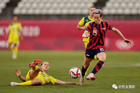 为球迷们带 为球迷们带